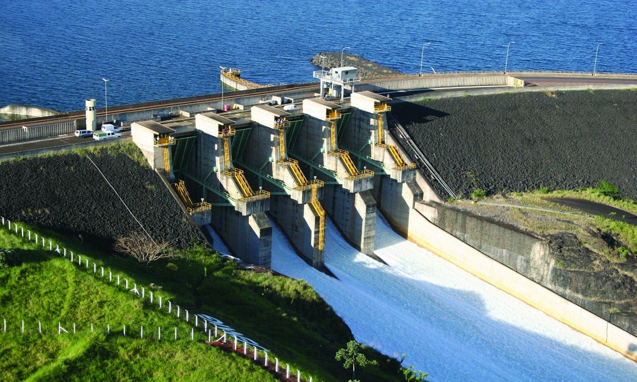 imagem da usina hidrelétrica Nova Ponte