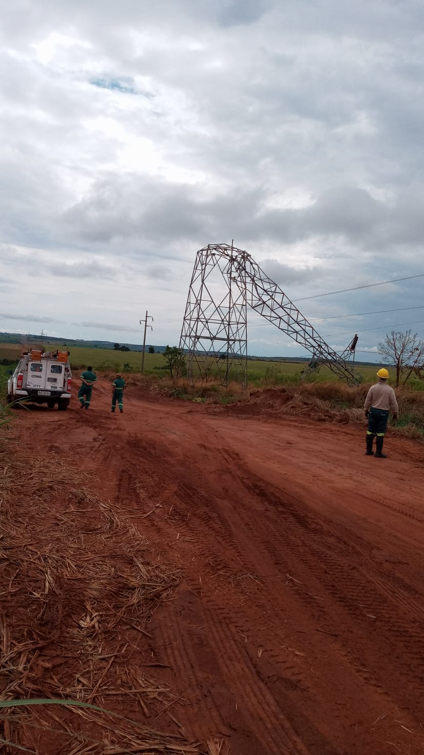 Vendaval Triangulo Mineiro 15.10.21 (1)