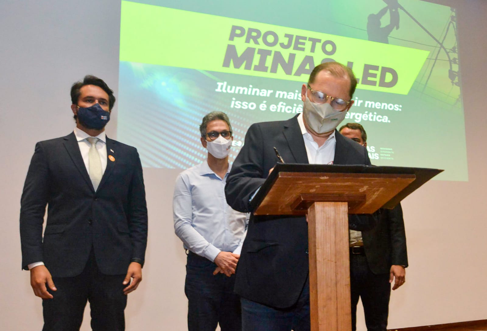 Cemig moderniza iluminação pública de municípios mineiros por meio do projeto Minas LED