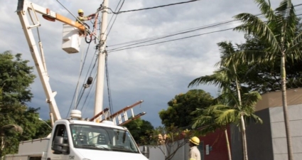 Cemig lança concurso para eletricista de redes de distribuição