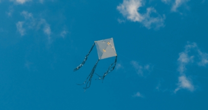 Confira 5 dicas de segurança com a rede elétrica para crianças e jovens durante o período de férias escolares