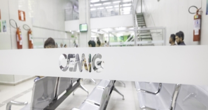 Cemig disponibiliza troca de lâmpadas na agência do Centro de Betim