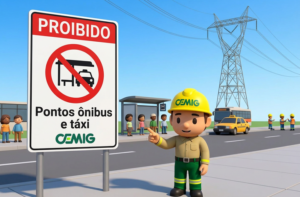 Placa da CEMIG com aviso “Proibido pontos de ônibus e táxi” em área próxima a linhas de transmissão de energia. Ao fundo, há um ponto de ônibus, um táxi, pessoas na calçada e uma torre de energia elétrica.